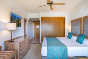 habitación doble con vistas a la piscina - 2 camas - Hotel 3HB Guarana - All Inclusive