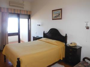 habitación doble con balcón y vistas parciales - Hotel Aeromar