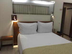 habitación doble básica con vistas al interior - Hotel Alisios