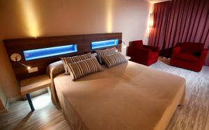 habitación doble (2 adultos + 1 niño) - 1 o 2 camas - Hotel Allon Mediterrania
