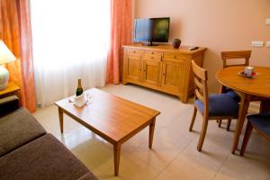 a1. apartamento de 1 dormitorio (2+2)  - Aparthotel Bahia Pinosol