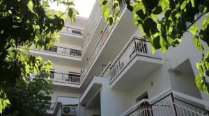 Habitación Triple con terraza - Hotel Armonía
