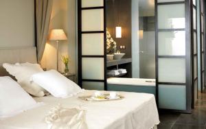 habitación doble deluxe con vistas al mar - Asia Gardens Hotel & Thai Spa, a Royal Hideaway Hotel