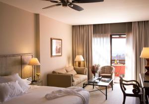 habitación doble superior con vistas al mar - Asia Gardens Hotel & Thai Spa, a Royal Hideaway Hotel
