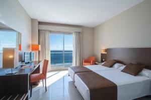 habitación doble con vistas al mar - 2 camas - Hotel Bahía Calpe by Pierre & Vacances