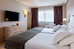 suite junior familiar (2 adultos + 2 niños) - Hotel Barceló Marbella