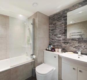 Habitación Triple Básica con baño compartido - Brick lane stay