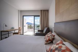 habitación doble confort (2 adultos) - Hotel Cap Negret
