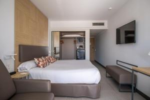 habitación doble confort (2 adultos) - Hotel Cap Negret