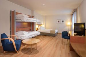 habitación familiar (2 adultos + 2 niños) - Hotel Castellon Center Affiliated by Meliá