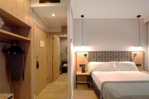 habitación doble superior con terraza y piscina - 1 o 2 camas - Hotel Catalonia Excelsior