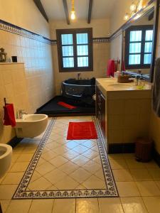 Habitación Doble Superior con bañera de hidromasaje - Cortijo Boutique Marbella