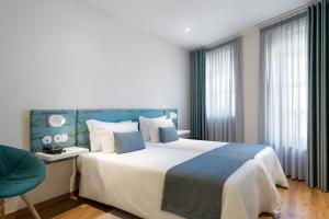 estudio doble con vistas al canal - 2 camas individuales - Hotel das Salinas