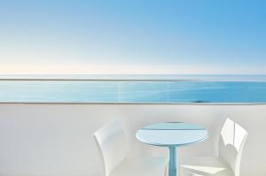 habitación doble con vistas al mar - planta alta - Dom Jose Beach Hotel (Plus)