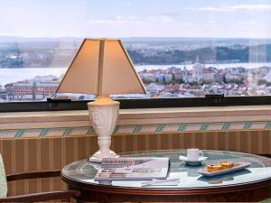 suite con vistas al río - Hotel Dom Pedro Lisboa