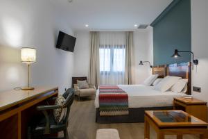 habitación triple - Hotel Don Curro