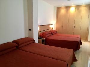 habitación familiar (2 adultos y 2 niños) - Hotel Doña Lola