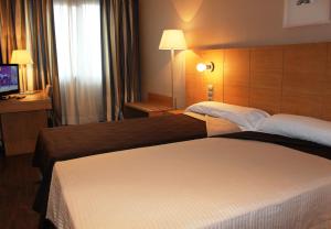 2 habitaciones dobles comunicadas - Eurohotel Castellón