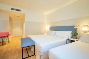 habitación triple - Hotel Eurostars Málaga