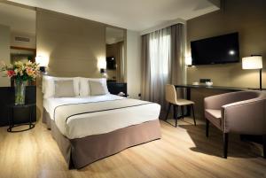 habitación doble económica con aparcamiento - Hotel Eurostars Rey Don Jaime