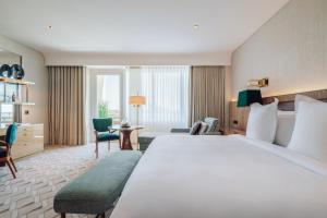 suite deluxe de 1 dormitorio con cama extragrande  - Four Seasons Hotel Ritz Lisbon