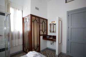 habitación doble pequeña - Hotel Gran H La Marina 1920
