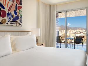 habitación doble superior - Hotel H10 Croma Málaga