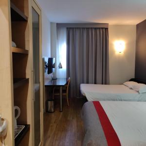 habitación doble con sofá cama ( 3 adultos) - Holiday Inn Express Málaga Airport, an IHG Hotel