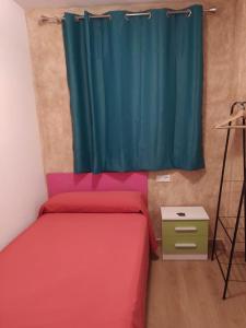 habitación individual con baño privado - Hostal Rosa