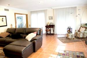 hotel 3 bedrooms house with jacuzzi furnished terrace and wifi at benicarlo 5 km away from the beach