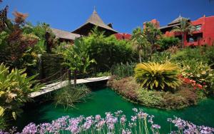 asia gardens hotel & thai spa, a royal hideaway hotel
