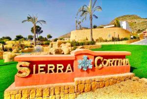 hotel sierra cortina resort en 3 km de la playa