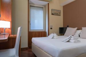 hotel suite ares - sure hotel collection by best western