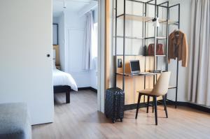 Suite Familiar Estándar - 2 habitaciones comunicadas - Ibis Paris Tour Eiffel Cambronne 15ème
