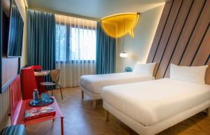 habitación doble estándar - 2 camas  - Hotel Ibis Styles Madrid City Las Ventas