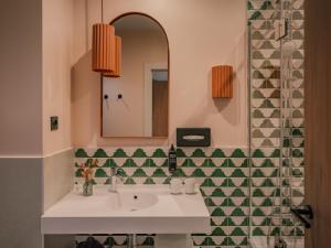 Habitación Estándar con cama doble e individual - Ibis Styles Sevilla City Santa Justa