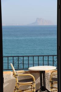 habitación doble superior con terraza y vistas al mar - Hotel La Riviera