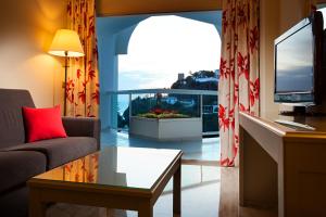 apartamento de 1 dormitorio con terraza (2 adultos + 2 niños) - Hotel Marinas de Nerja Beach & Spa