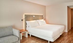 habitación doble estándar - 1 o 2 camas - Hotel NH Andorra la Vella