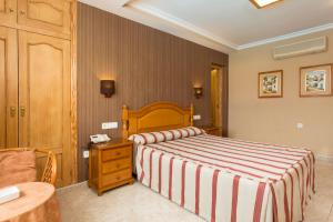habitación doble con vistas al patio - 1 o 2 camas - Hotel Noguera El Albir