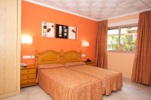 habitación doble con vistas al patio - 1 o 2 camas - Hotel Noguera El Albir