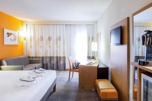 habitación doble executive con sofá cama - Hotel Novotel Lisboa