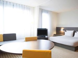 Suite Superior con cama doble y sofá cama - Novotel Suites Paris Nord 18ème