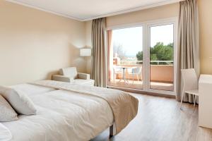 habitación doble clásica con vistas al mar - Oliva Nova Beach & Golf Hotel