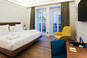 habitación doble con balcón - 1 o 2 camas - Hotel One Shot Palacio Reina Victoria 04