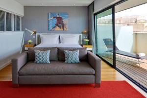 habitación triple superior con vistas al mar - Hotel Pestana Cidadela Cascais - Pousada & Art District