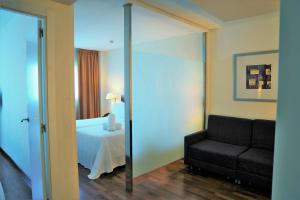 habitación doble - 1 o 2 camas - 2 adultos + 2 niños - Hotel Port Feria Valencia