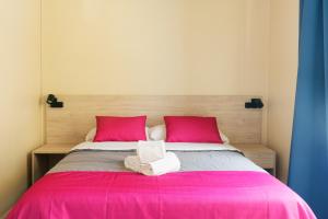 habitación doble con baño compartido - Red Nest Hostel