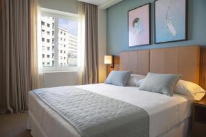 habitación doble superior deluxe - 1 cama grande - Hotel Riu Plaza España