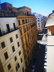 Habitación Triple con baño privado - Rome Travellers Hotel
